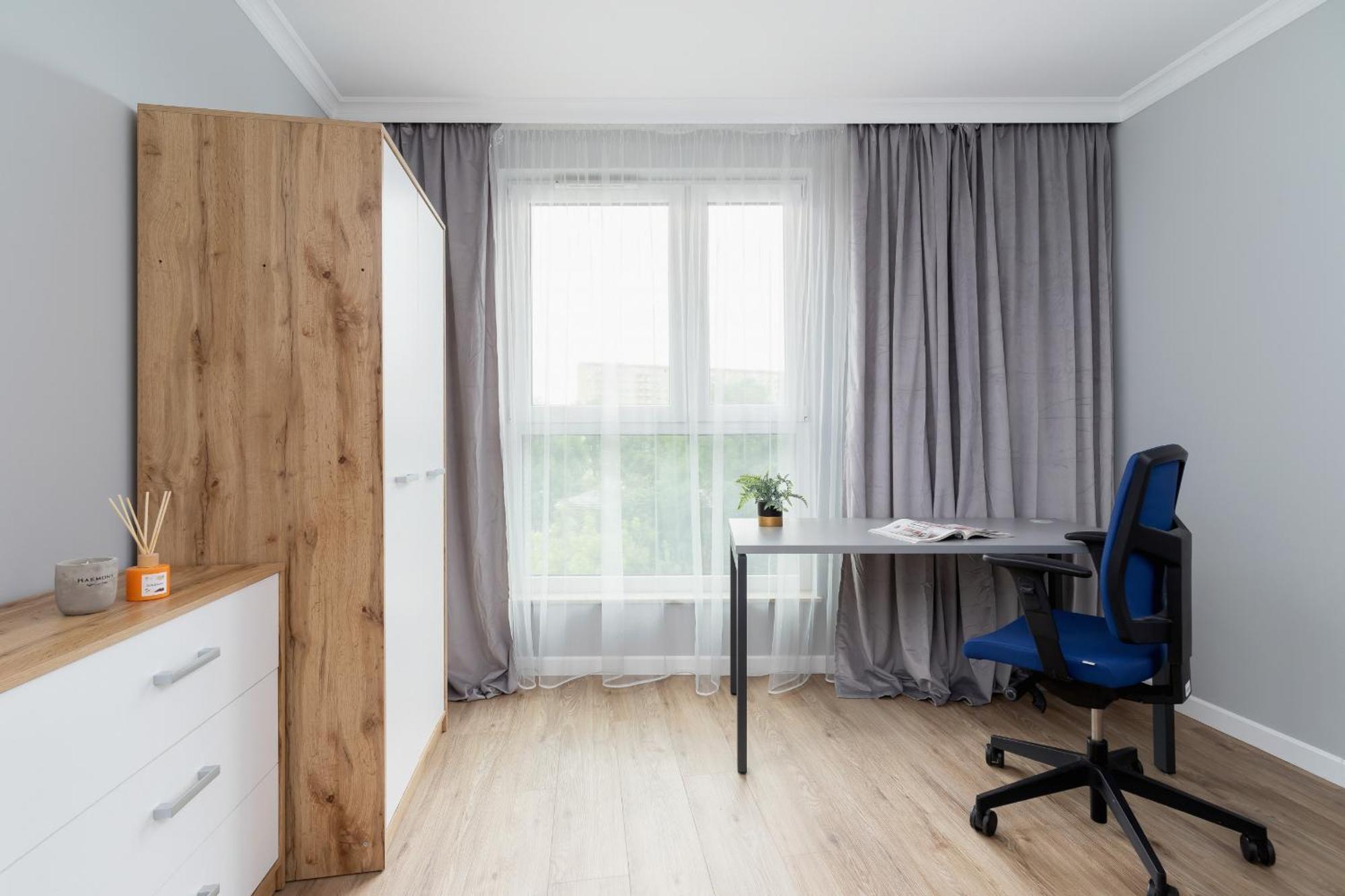 Apartament Modern Suitable For Remote Work With Balcony & Parking By Renters *
